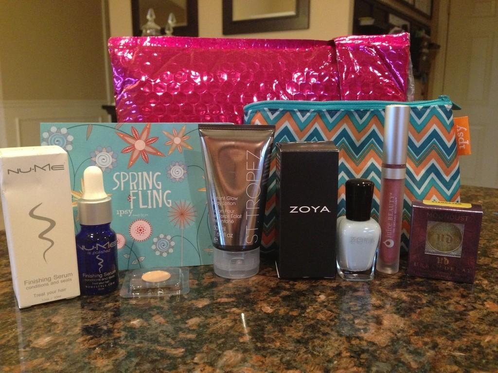 Read more about the article May 2013 ipsy My Glam Bag Review