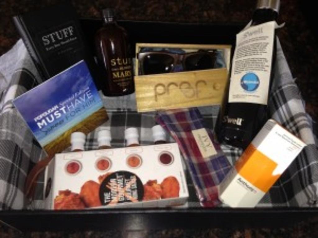 PopSugar Must Have 2013 Summer for Him Limited Edition Box Review