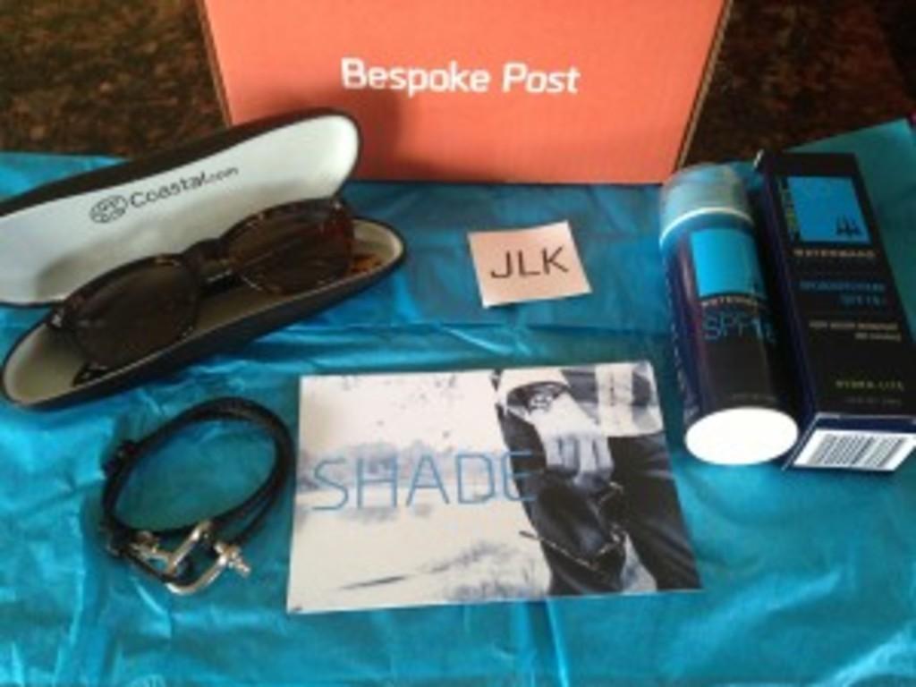 Read more about the article Bespoke Post Review + Coupon Code – July 2013 “Shade”