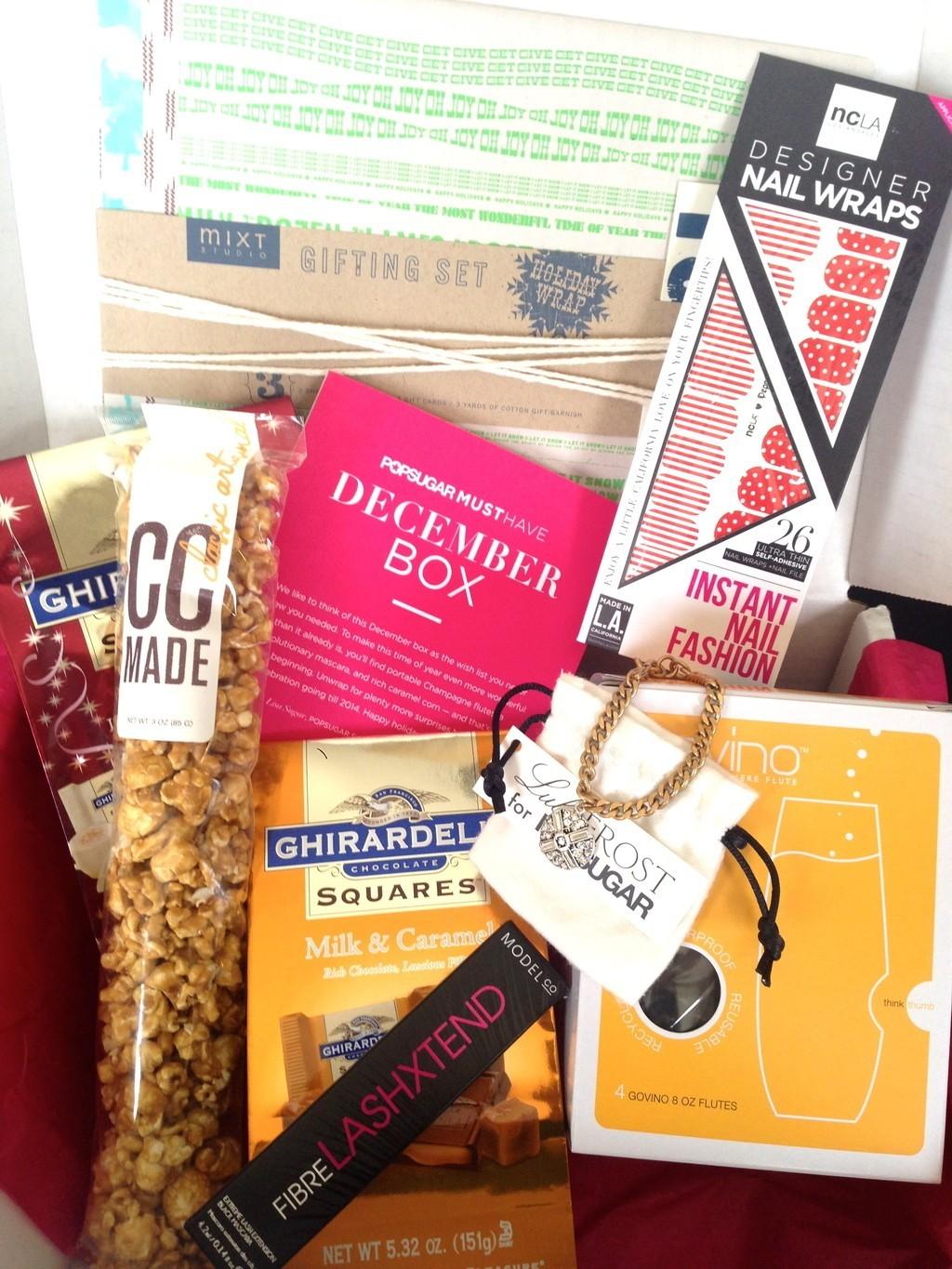 Read more about the article POPSUGAR Must Have Box Review + Coupon Code – December 2013
