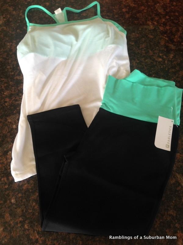 Read more about the article Fabletics Subscription Review – March 2014