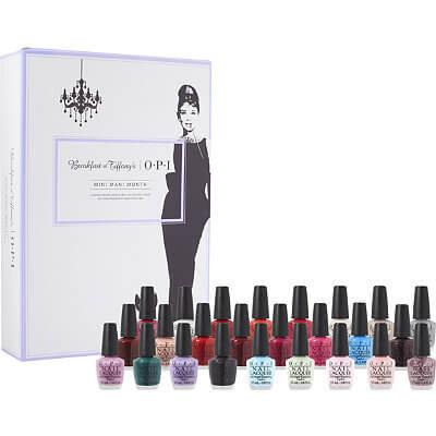 Read more about the article OPI Breakfast at Tiffany’s Mini Mani Month (Advent Calendar)