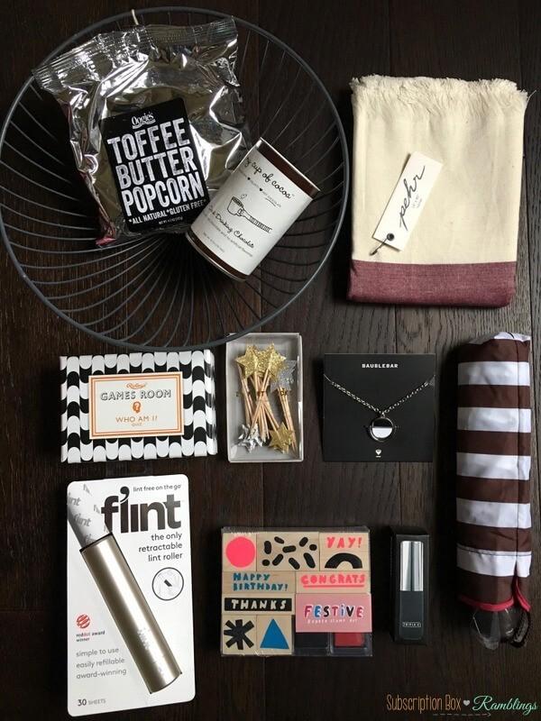 Read more about the article POPSUGAR Must Have The Cozy Home Mystery Box Review – December 2016