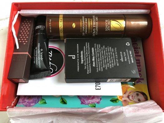 Allure Beauty Box Review - January 2017