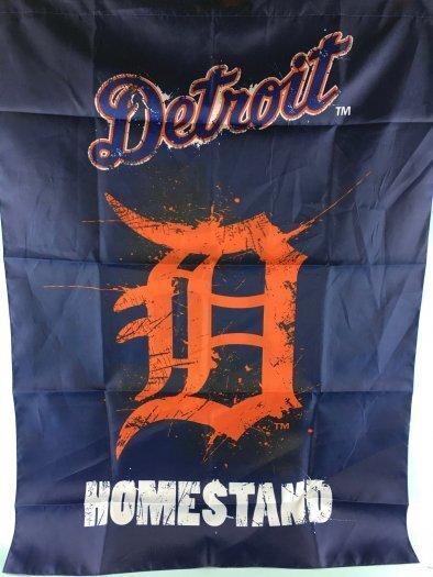 Sports Crate MLB Subscription Review (Detroit Tigers) - June 2017