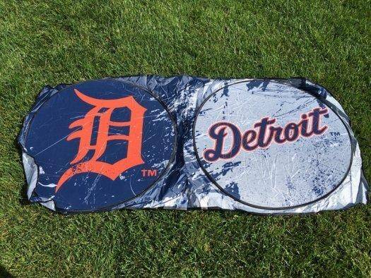 Sports Crate MLB Subscription Review (Detroit Tigers) - July 2017