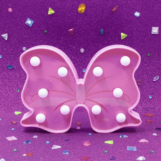 Hey Siwanatorz! Check out the first spoiler for the spring JoJo Siwa Box! Your very own bow light! Sales are open for the spring box, order yours today before it’s too late!