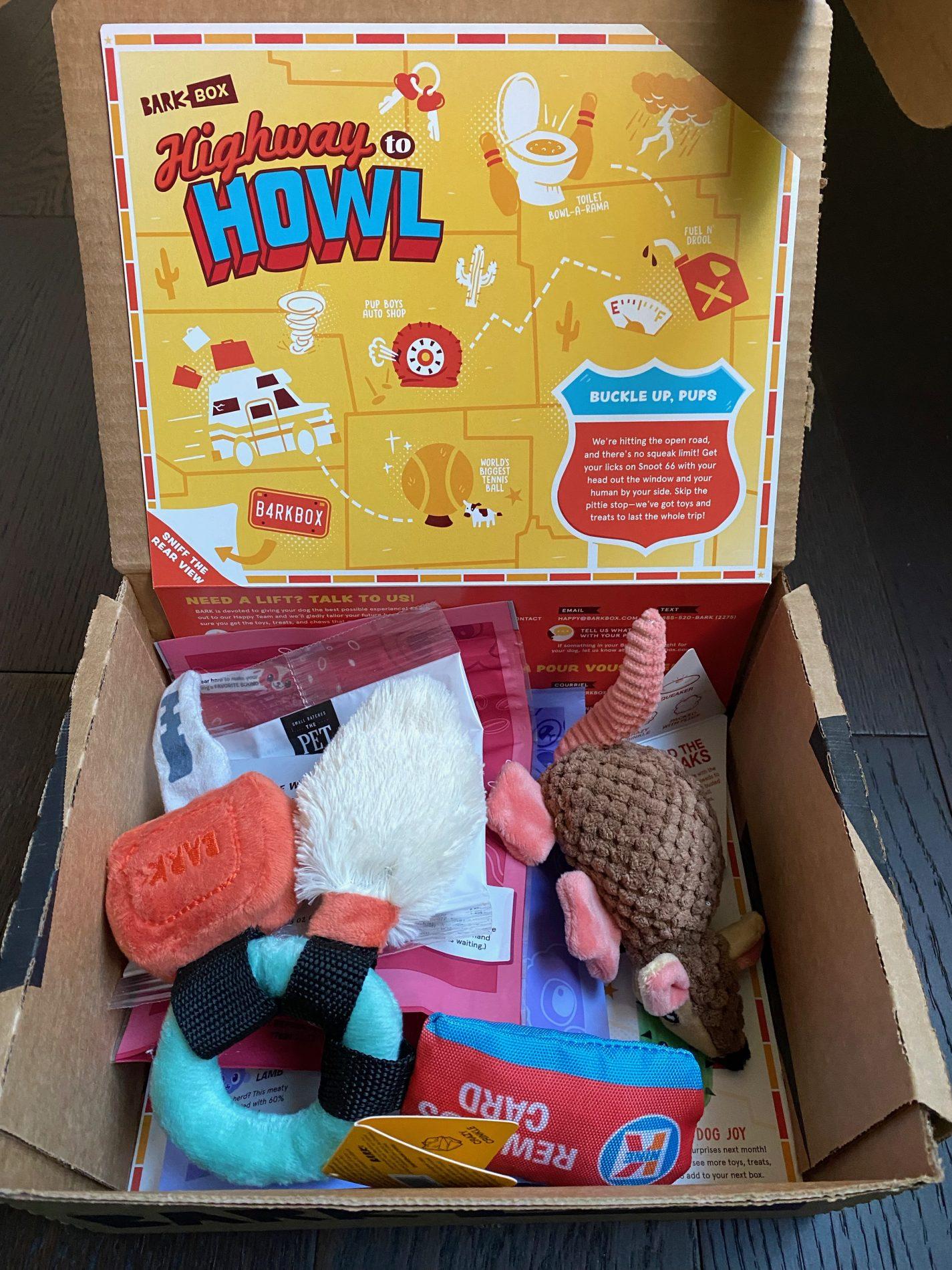 Read more about the article BarkBox Review + Coupon Code – September 2021