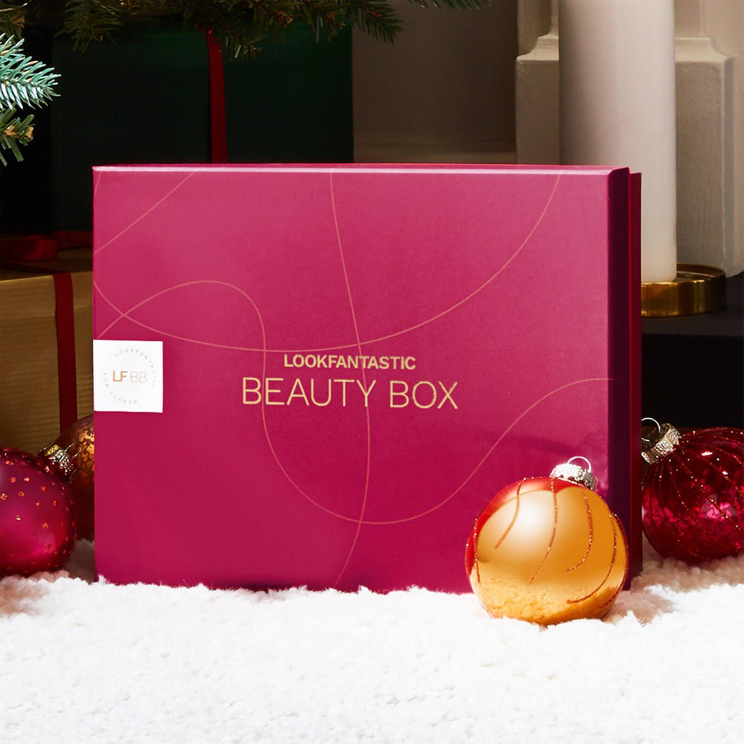 Lookfantastic December 2021 Full Spoilers + 50% Off First Box Offer