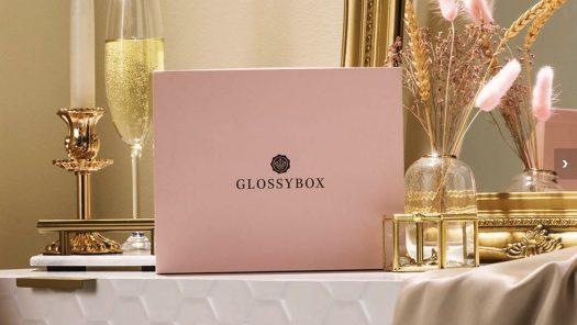 Read more about the article November 2021 GLOSSYBOX FULL Spoilers