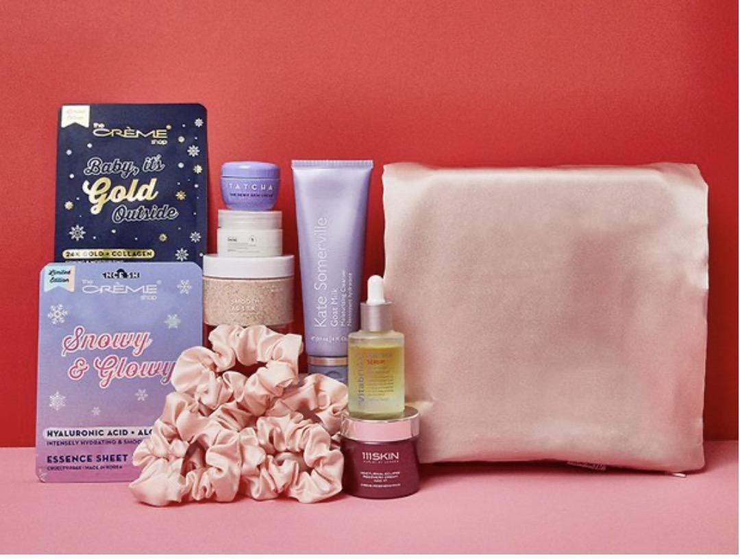Read more about the article ipsy Limited Edition Home for the Haulidays Bag – On Sale Now!