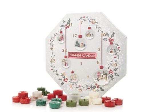 Read more about the article Yankee Candle Advent Calendar with Holiday Tea Lights and Holder