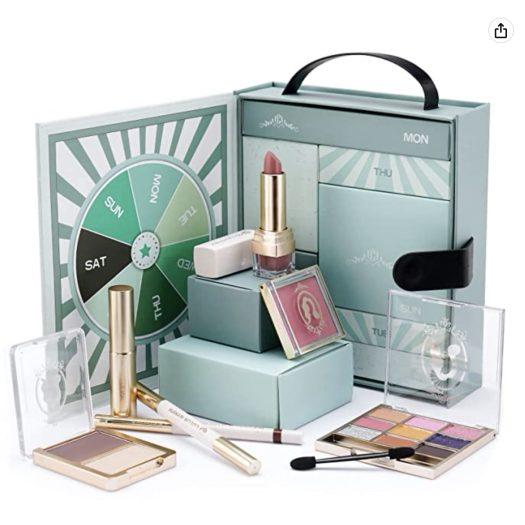 Read more about the article 7 Days of Makeup Advent Calendar 2023 for Valentine’s Day