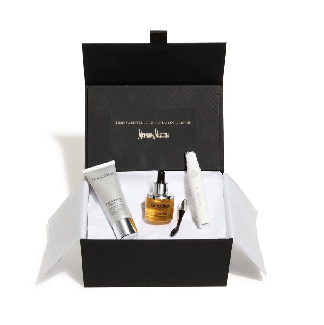 Read more about the article Neiman Marcus Self-Care Stars Gift Box