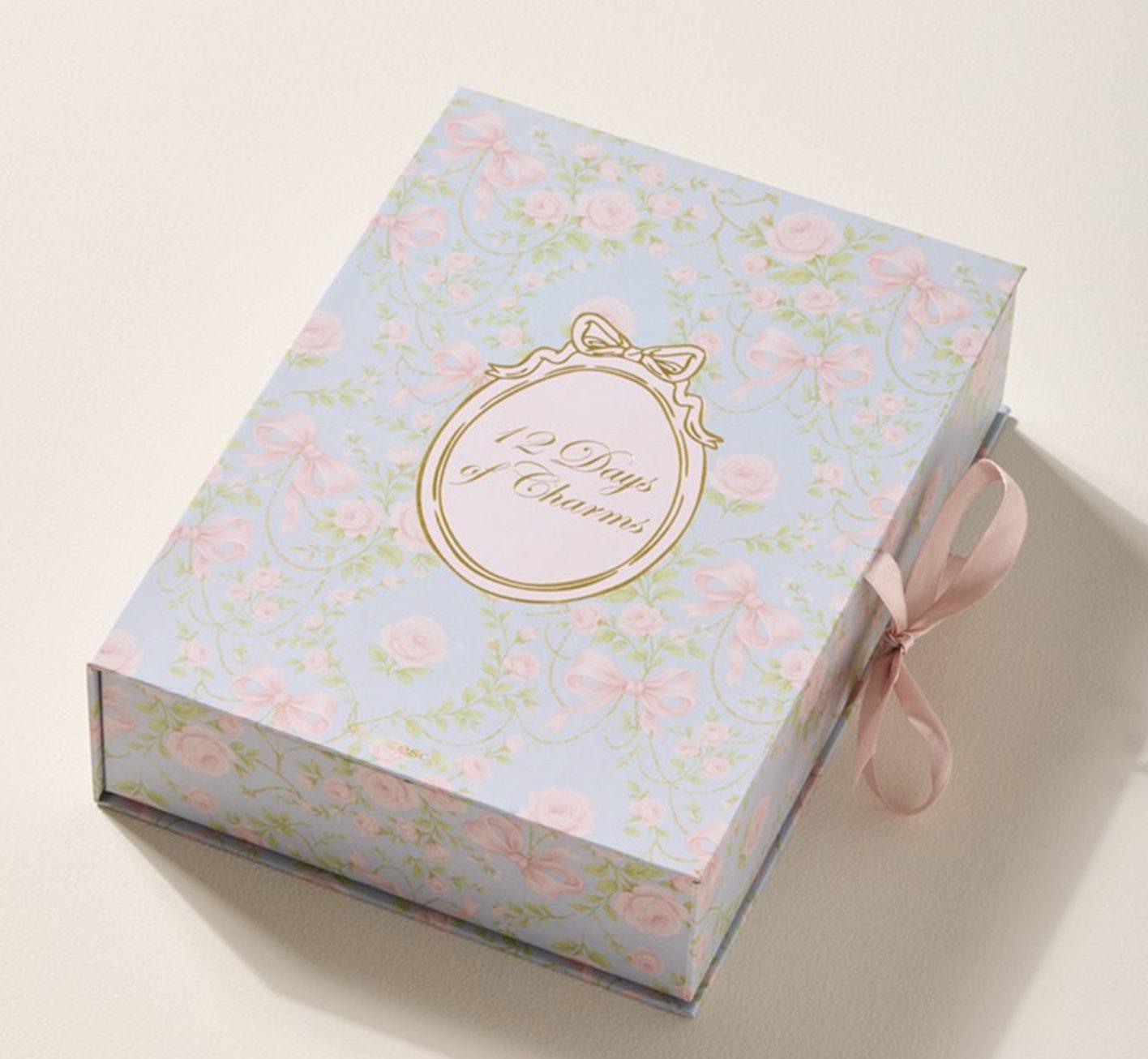 Read more about the article francesca’s Twelve Days of Charms Advent Calendar Gold