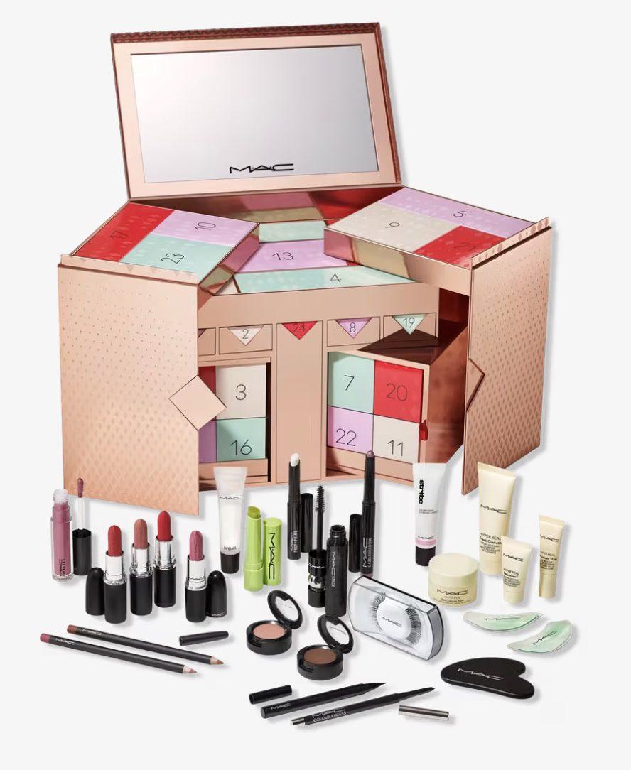 Read more about the article MAC – 24 Mystery Must-Haves Advent Calendar