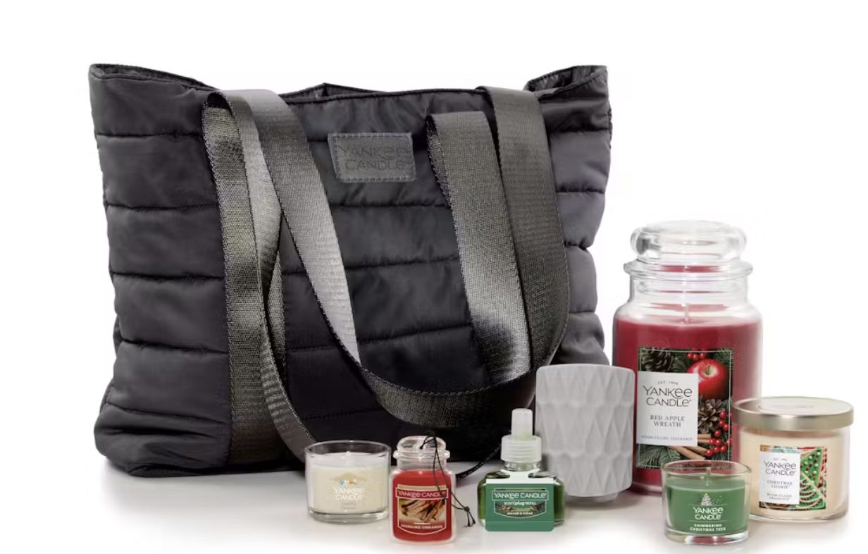 Read more about the article Yankee Candle Black Friday Festive Fragrance Tote – Now Available